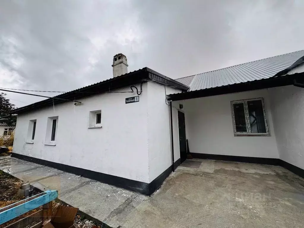 Дом в Крым, Сакский район, с. Вересаево пер. Тепличный, 5 (99 м) - Фото 2