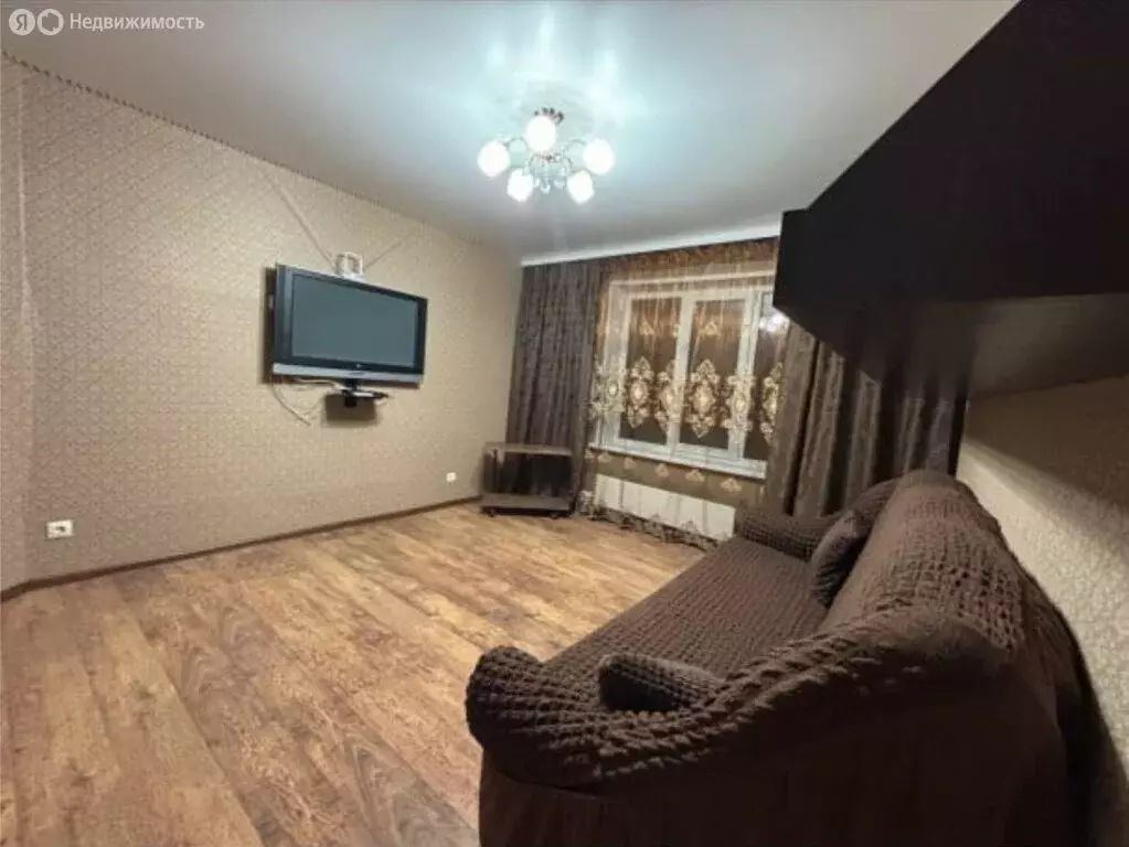 3-комнатная квартира: Волгодонск, проспект Курчатова, 49 (61.5 м) - Фото 1