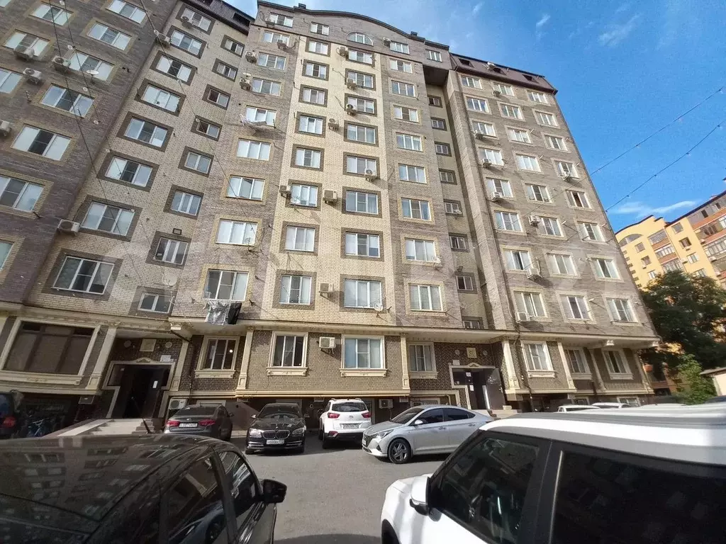 1-к. квартира, 46 м, 1/10 эт. - Фото 0