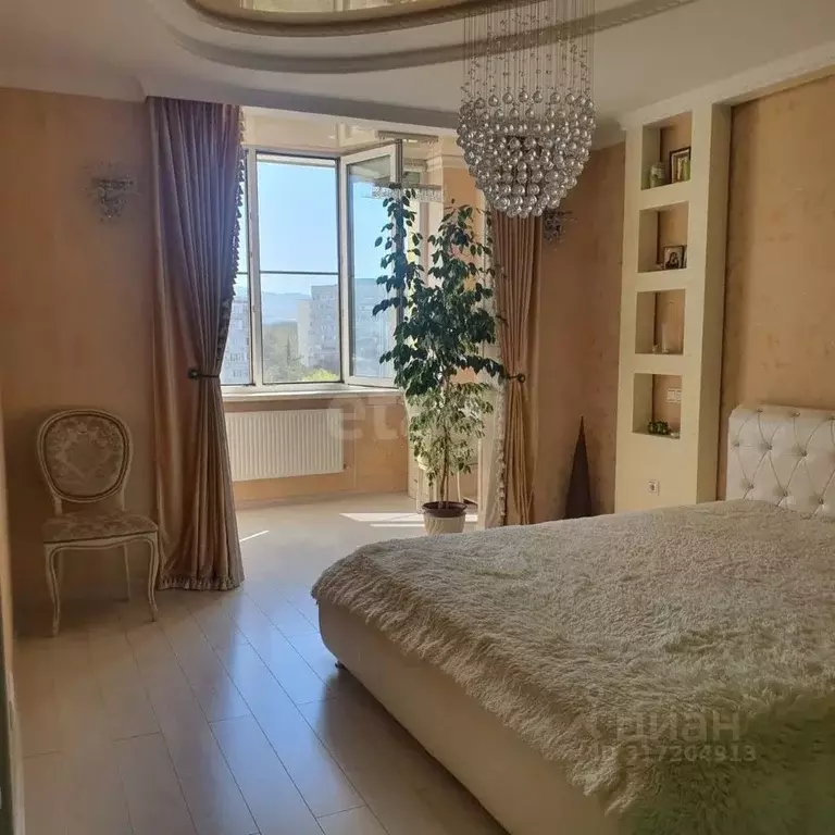2-к кв. Краснодарский край, Геленджик ул. Грибоедова, 29 (97.0 м) - Фото 0