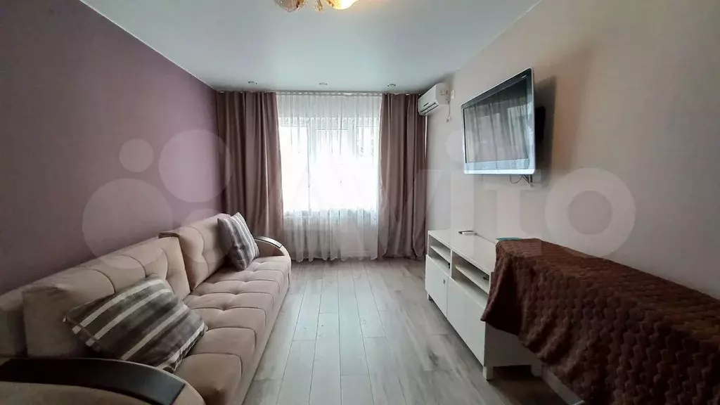 2-к. квартира, 42 м, 5/5 эт. - Фото 0