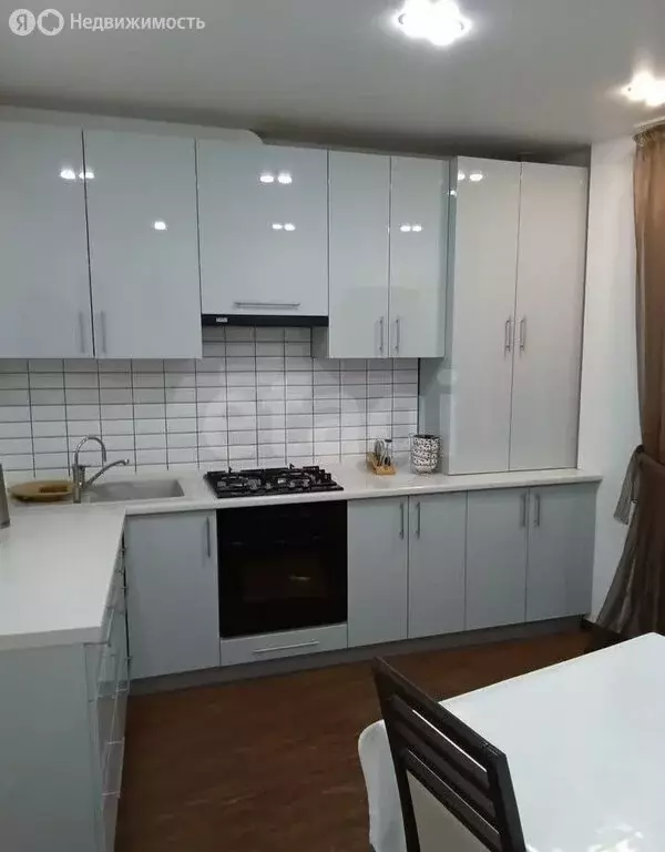 3-комнатная квартира: Чебоксары, улица Академика РАН Х.М. Миначева, 21 ... - Фото 2