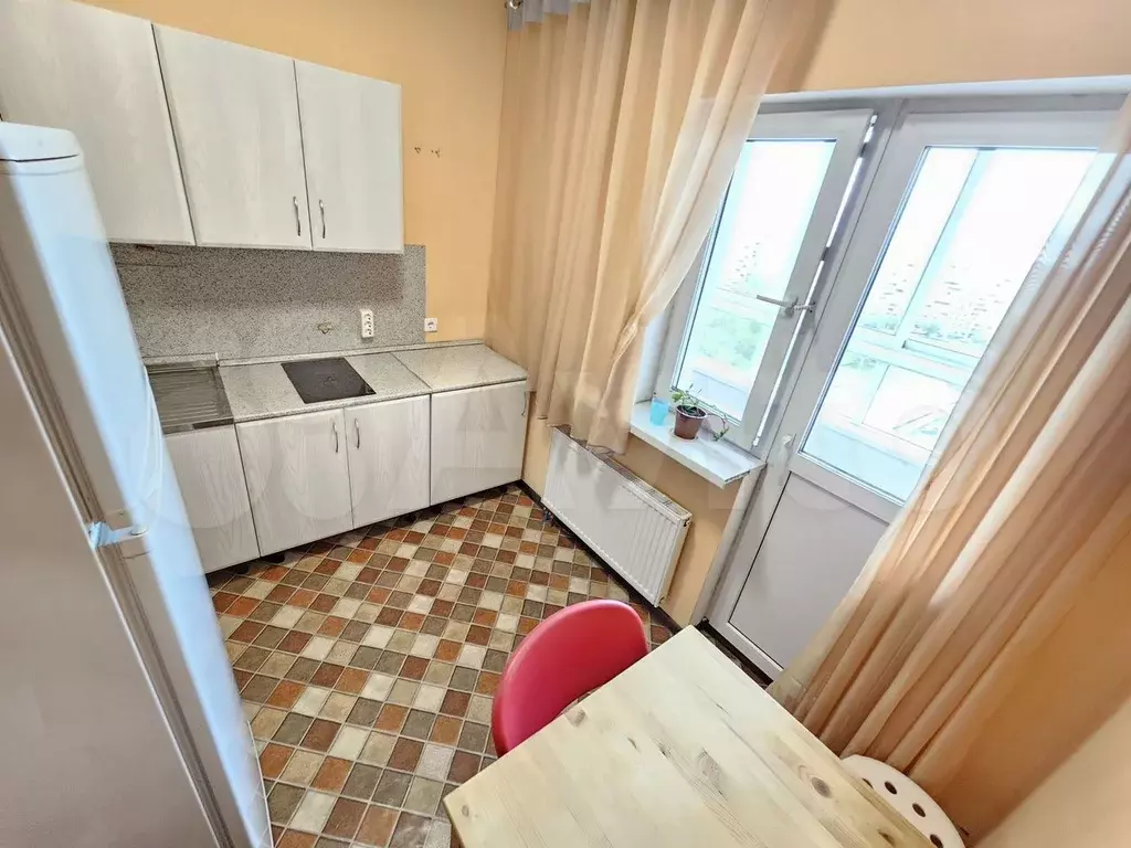 1-к. квартира, 38 м, 14/23 эт. - Фото 0