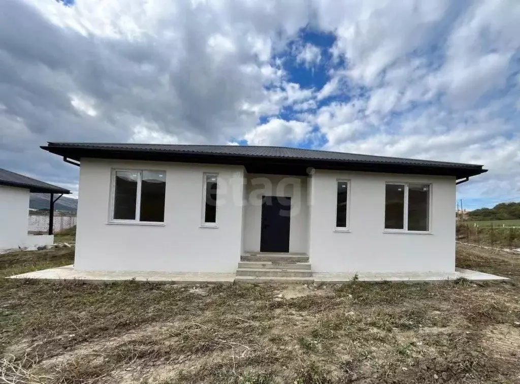 Дом в Крым, Симферопольский район, Добровское с/пос, с. Перевальное, ... - Фото 1