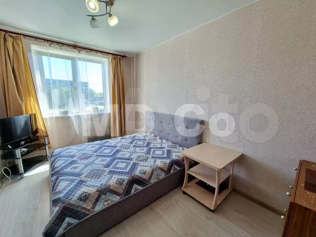 Комната 14 м в 2-к., 2/7 эт. - Фото 0