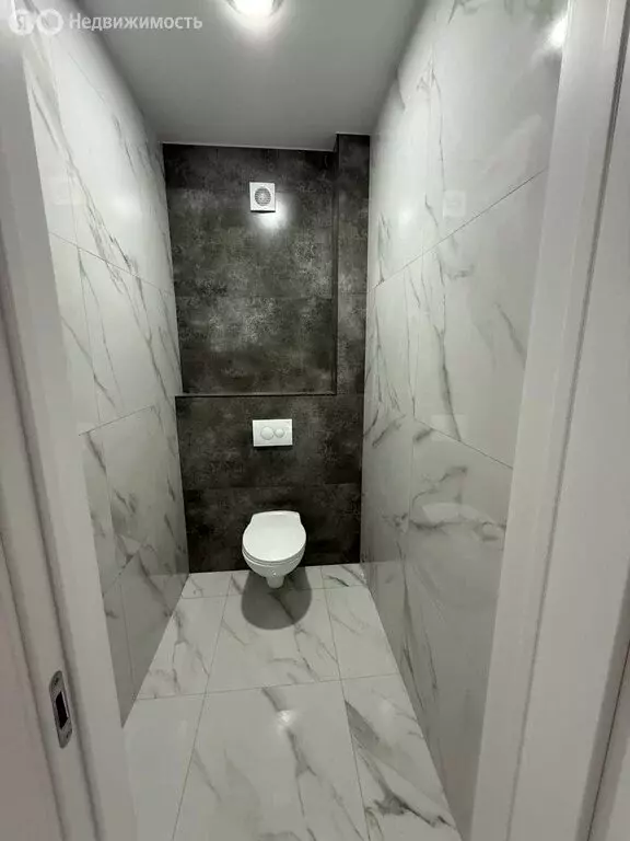 2-комнатная квартира: Михайловск, площадь Ленина (58.5 м) - Фото 1