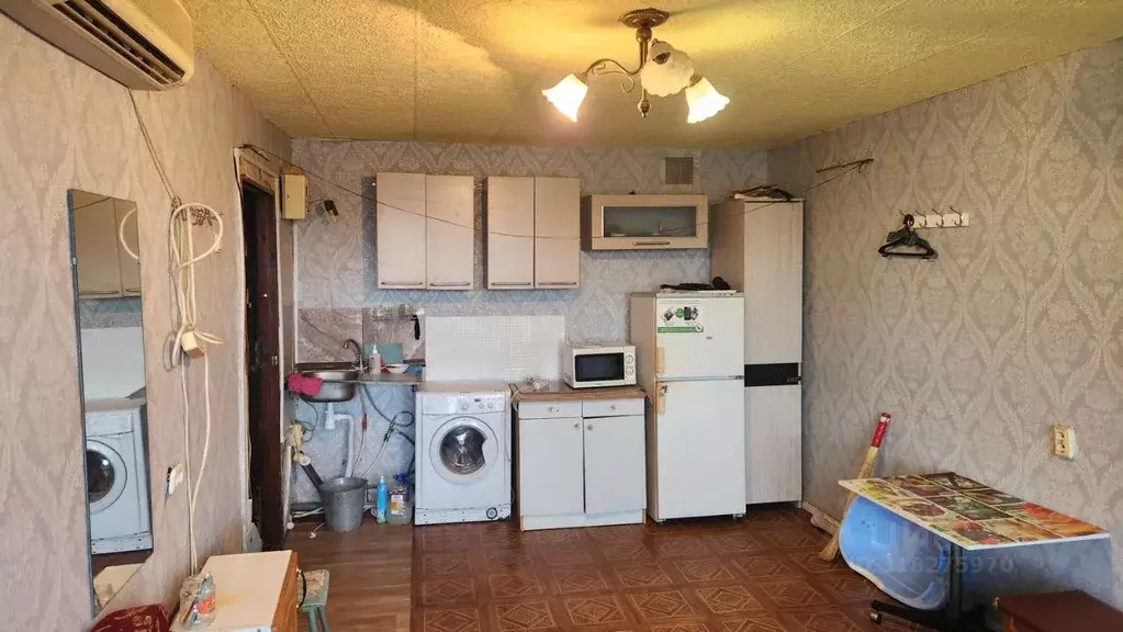 Студия Тюменская область, Тюмень ул. Республики, 214 (20.0 м) - Фото 0