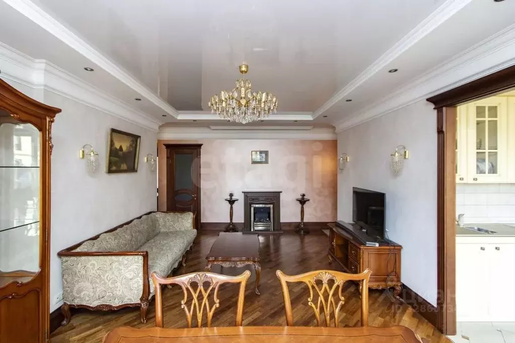2-к кв. Тюменская область, Тюмень ул. Максима Горького, 68к1 (87.3 м) - Фото 1