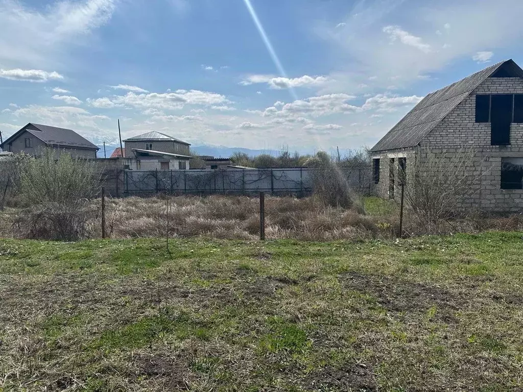 Дом в Северная Осетия, Владикавказ Хурзарин СНТ, ул. Кадетская (56 м) - Фото 0