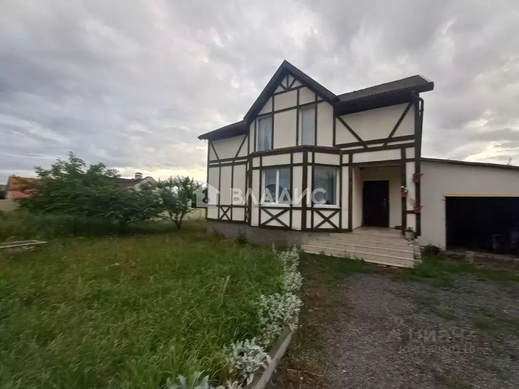 Дом в Белгородская область, Белгородский район, Тавровское с/пос, с. ... - Фото 1