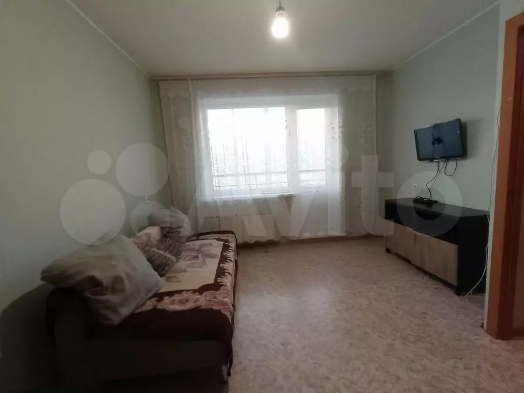 1-к. квартира, 30 м, 10/10 эт. - Фото 1