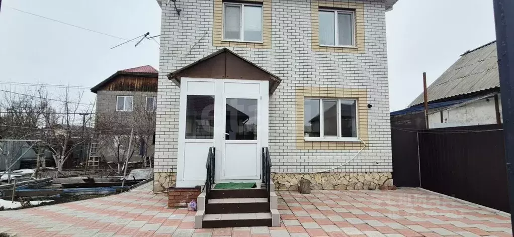 Дом в Саратовская область, Энгельс Кирпичная ул., 30 (121 м) - Фото 2