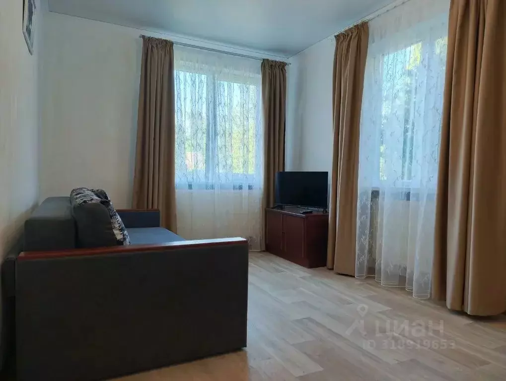 1-к кв. Калининградская область, Калининград ул. Серова, 4 (36.0 м) - Фото 1