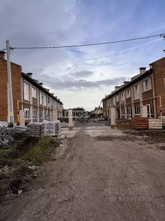 Таунхаус в Татарстан, Набережные Челны ул. Сагита Хальфина, 89/3 (156 ... - Фото 1