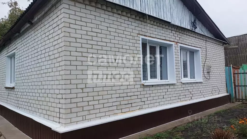 Дом в Курская область, Фатежский район, с. Большое Жирово 140 (86 м) - Фото 1