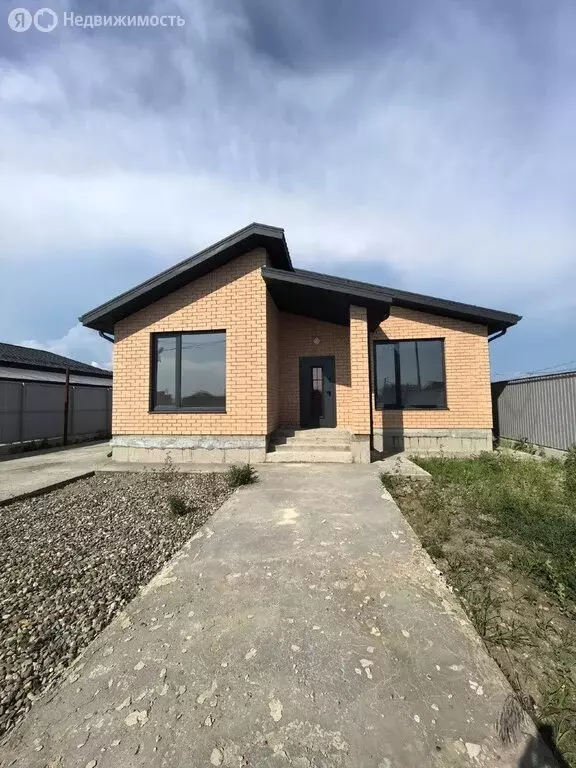 Дом в Белореченск, улица Новостройка (110 м) - Фото 1