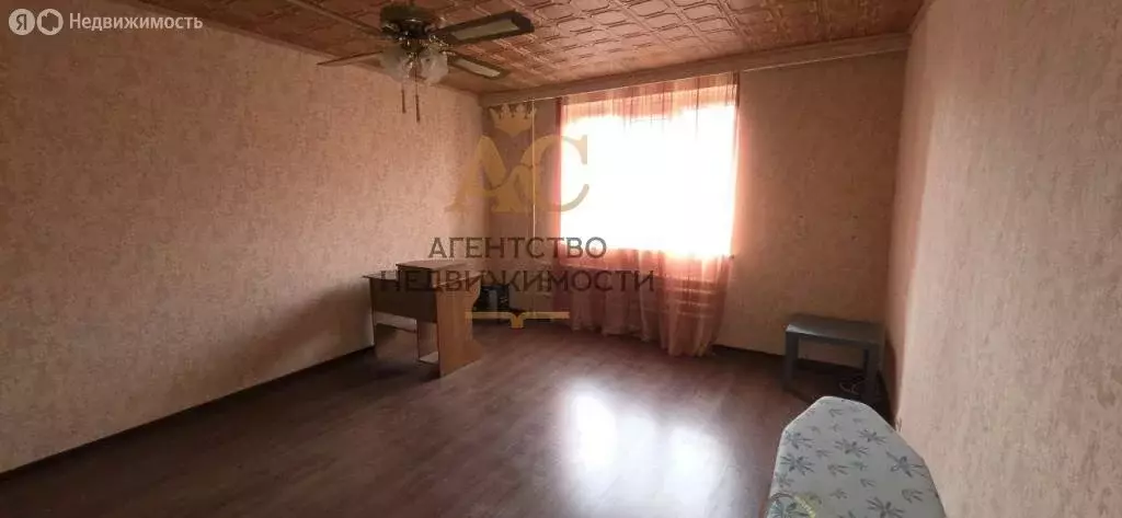 3-комнатная квартира: Феодосия, улица Чкалова, 139 (76.4 м) - Фото 2