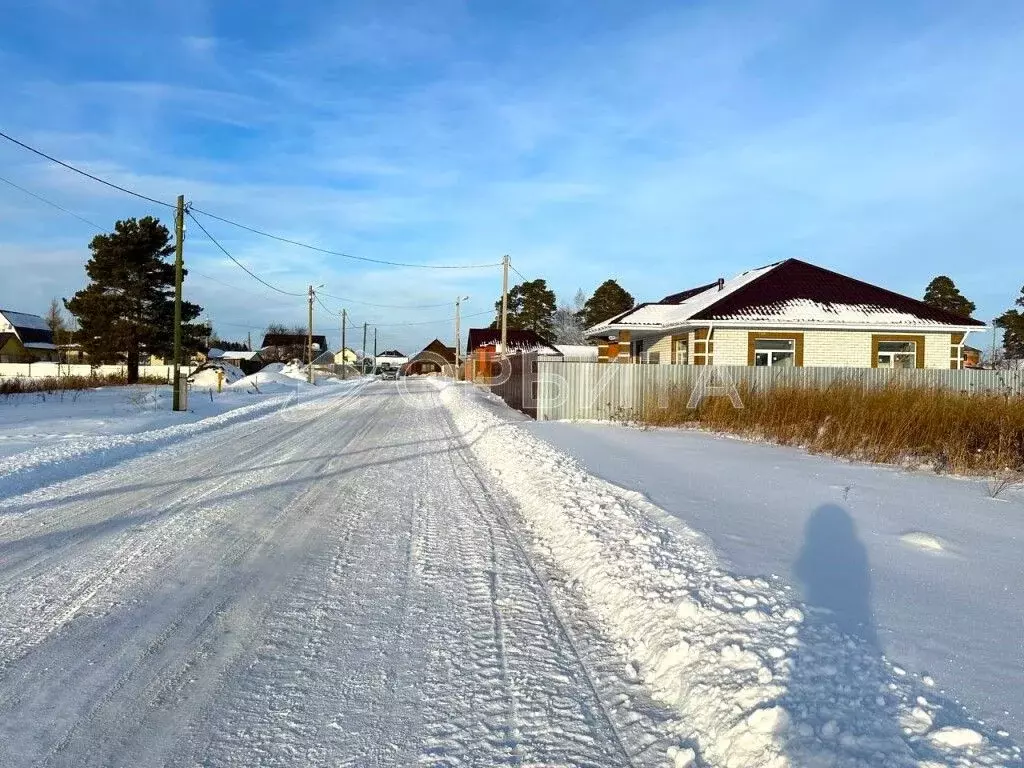 Участок в Тюменская область, Тюменский район, д. Ушакова ул. ... - Фото 0