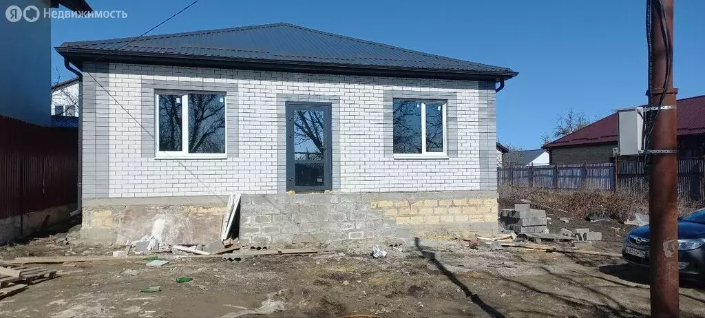 Дом в посёлок Мирный, улица Дом дорожника (105 м) - Фото 1