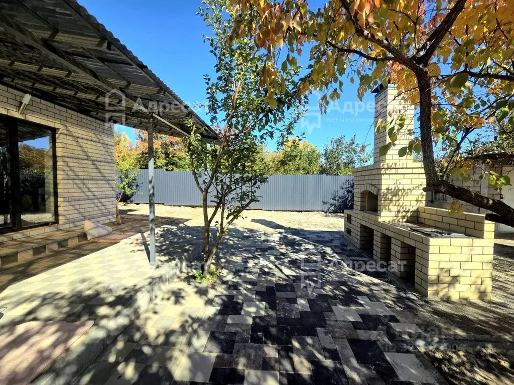 Дом в Волгоградская область, Волгоград ул. Героев Тулы (114 м) - Фото 1