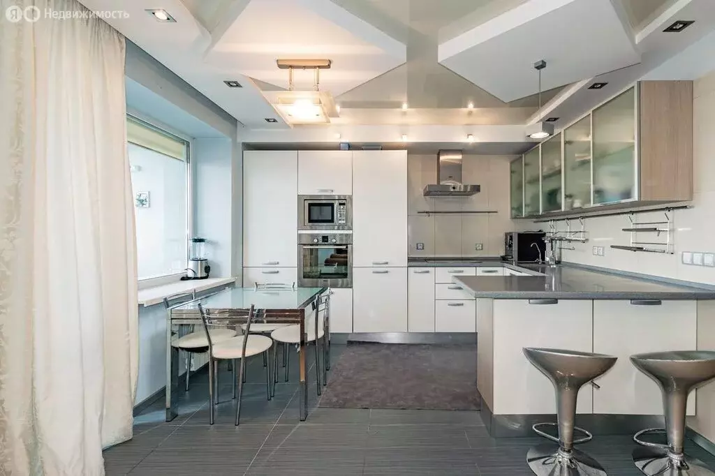 3-комнатная квартира: Екатеринбург, улица Бебеля, 138 (100 м) - Фото 2