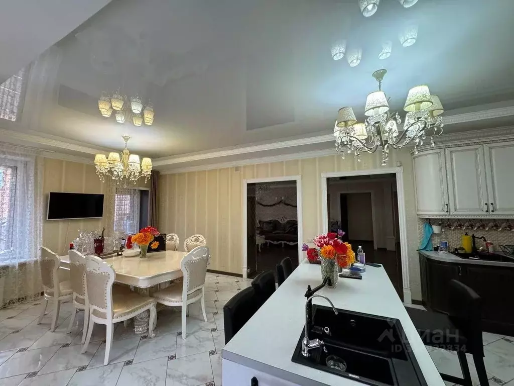 Дом в Чувашия, Чебоксары ул. Кочетова (800 м) - Фото 0