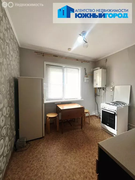 3-комнатная квартира: Новотроицкое, Янтарная улица, 15А (70 м) - Фото 0