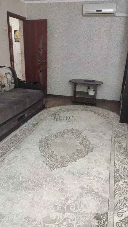 2-к кв. Белгородская область, Старый Оскол ул. Хмелева, 32 (43.1 м) - Фото 0