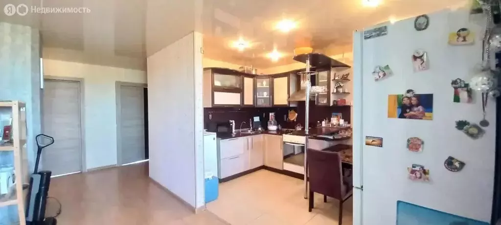 3-комнатная квартира: посёлок Приамурский, Молодёжная улица, 3 (59.6 ... - Фото 1