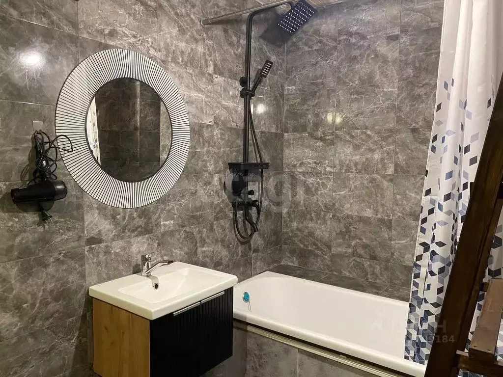 4-к кв. Адыгея, Майкоп ул. Хакурате, 222 (103.0 м) - Фото 1