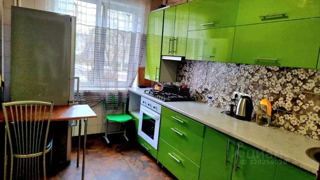 2-к кв. Красноярский край, Красноярск Зеленая Роща мкр, ул. Воронова, ... - Фото 0