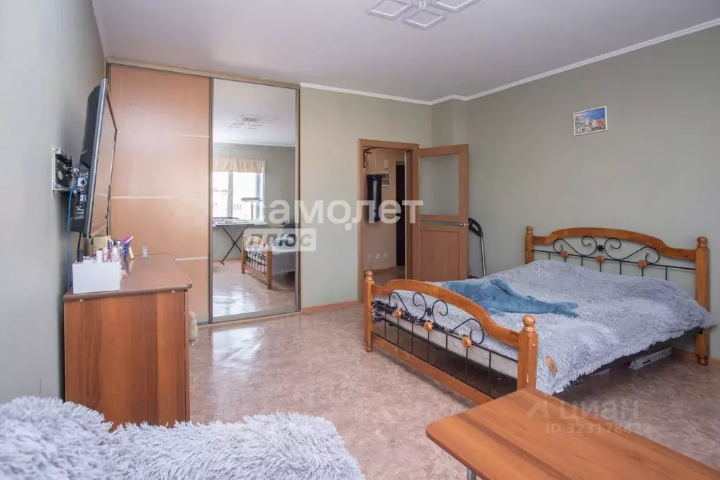 1-к кв. Кемеровская область, Кемерово просп. Шахтеров, 72 (42.5 м) - Фото 1