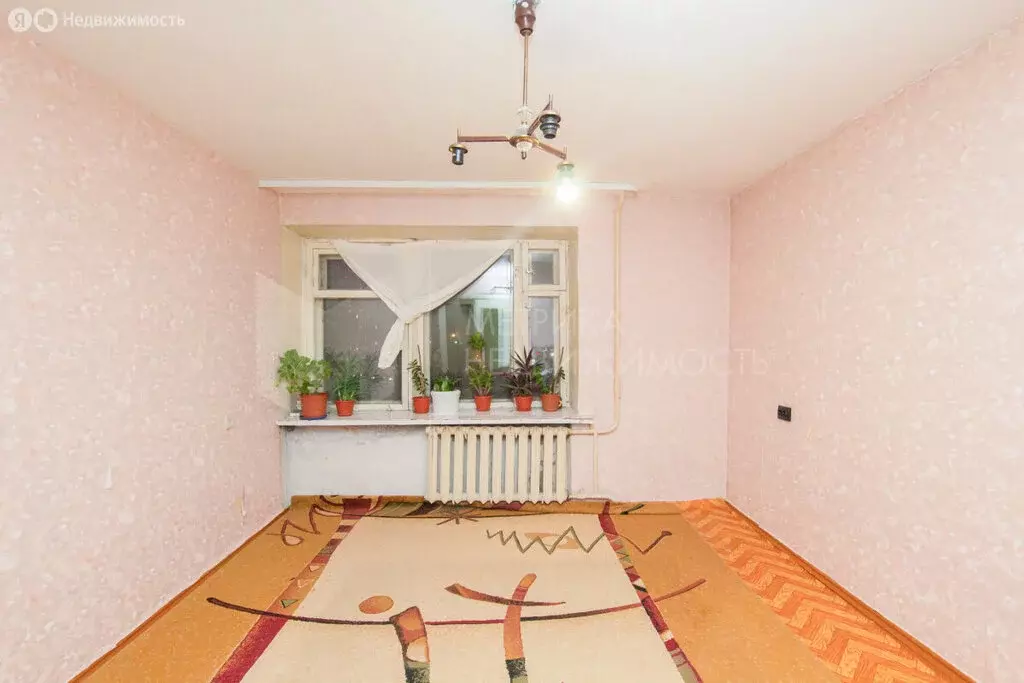 2-комнатная квартира: Тюмень, улица Спорта, 95 (45 м) - Фото 1