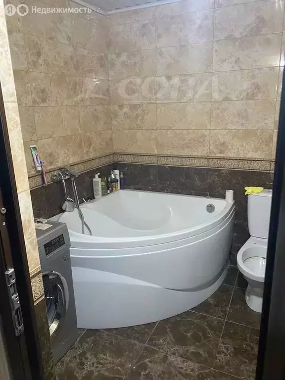 3-комнатная квартира: Дагестанские Огни, улица Валерия Павловича ... - Фото 1