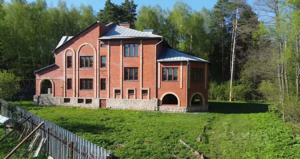 Дом в Калужская область, Калуга городской округ, д. Рождествено ул. ... - Фото 1