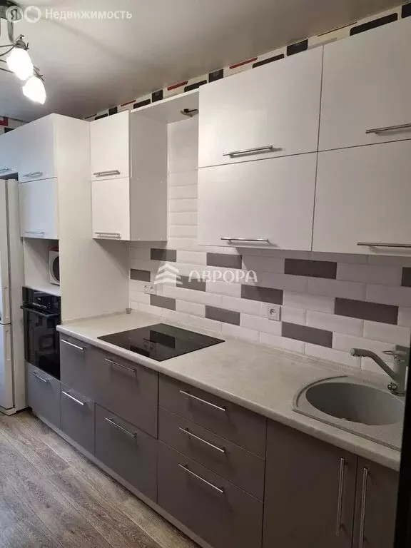 3-комнатная квартира: Благовещенск, Театральная улица, 46 (72.8 м) - Фото 2