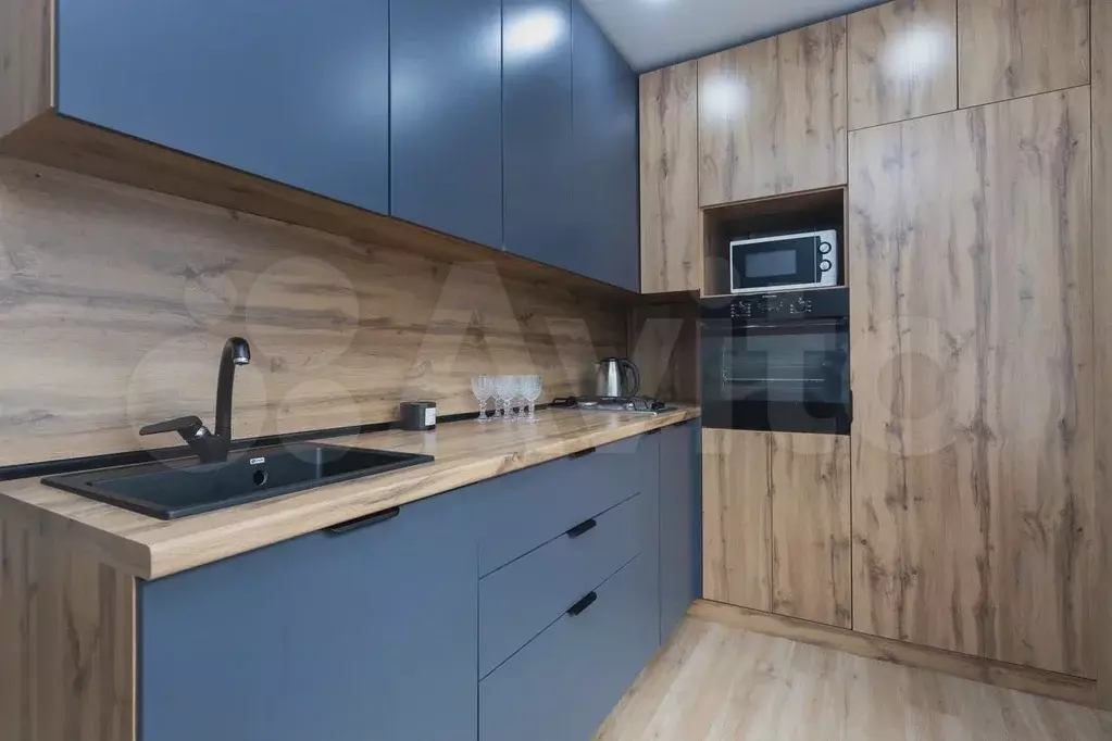 3-к. квартира, 94 м, 4/4 эт. - Фото 1