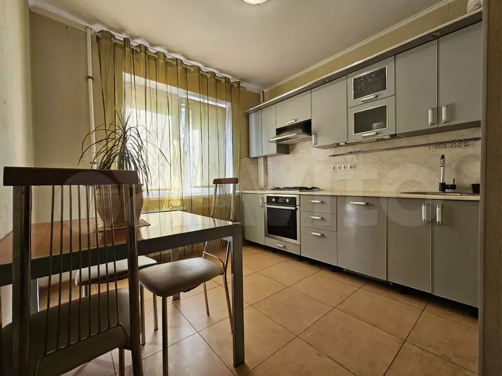 2-к. квартира, 52 м, 1/9 эт. - Фото 0