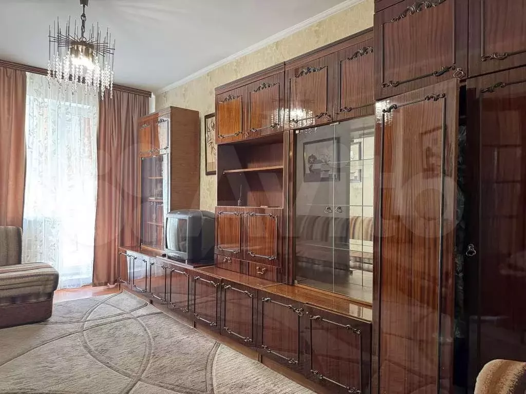 1-к. квартира, 32 м, 4/9 эт. - Фото 1