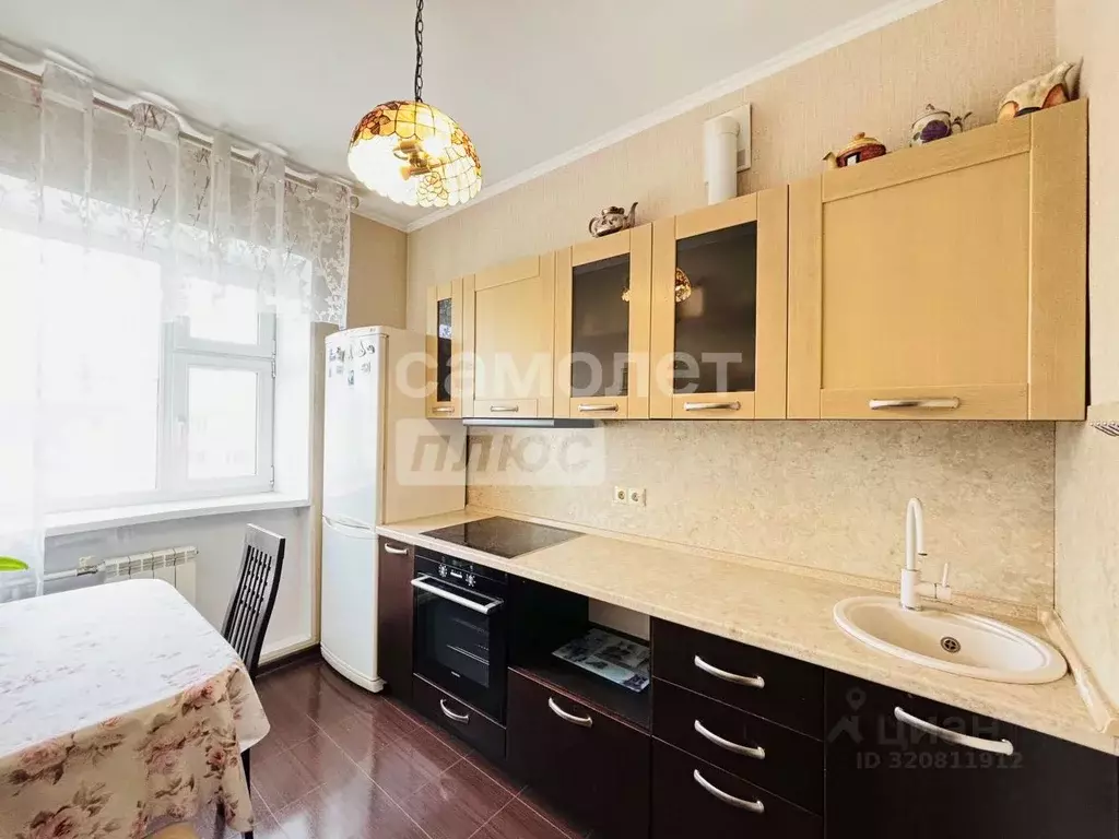 3-к кв. Ханты-Мансийский АО, Нижневартовск ул. Чапаева, 53 (61.7 м) - Фото 1