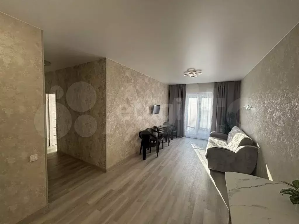 3-к. квартира, 77 м, 2/9 эт. - Фото 1