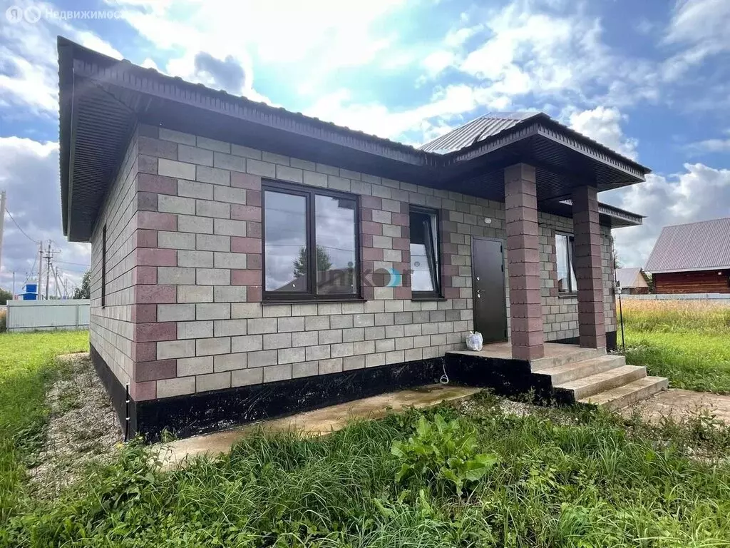 Дом в Иглино, Луганская улица, 3 (120 м) - Фото 1
