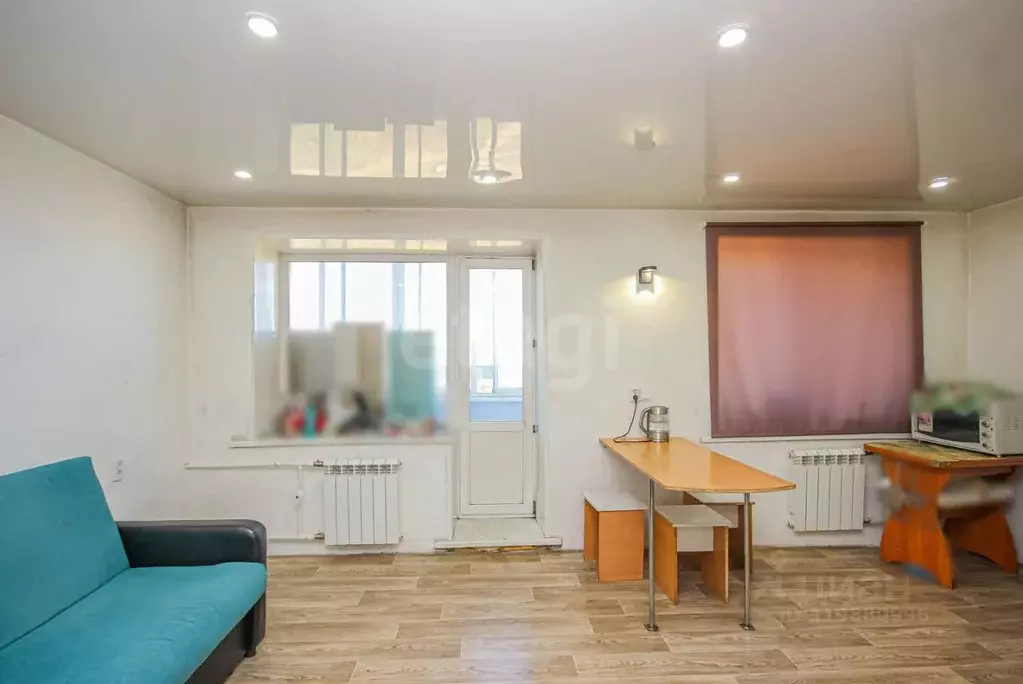 Студия Бурятия, Улан-Удэ Кирзавод мкр, ул. Кирпичная, 1 (21.2 м) - Фото 2