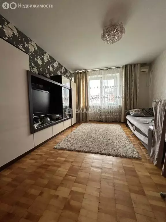 2-комнатная квартира: Волгоград, улица Хиросимы, 1 (49.7 м) - Фото 0