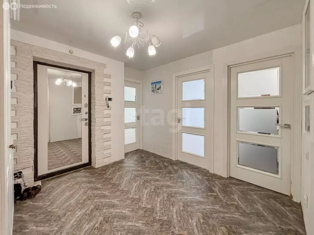 3-комнатная квартира: Псков, Балтийская улица, 1 (77.2 м) - Фото 1