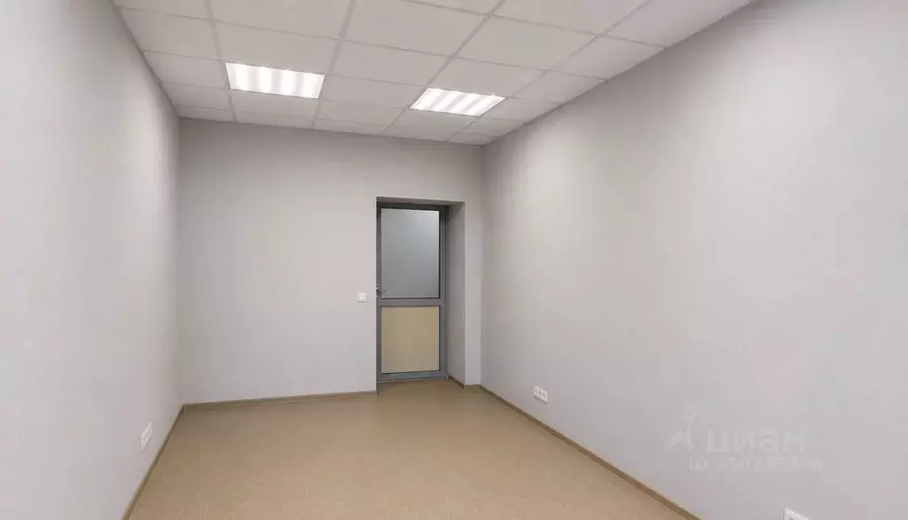 Офис в Свердловская область, Екатеринбург ул. Ангарская, 77 (17 м) - Фото 2