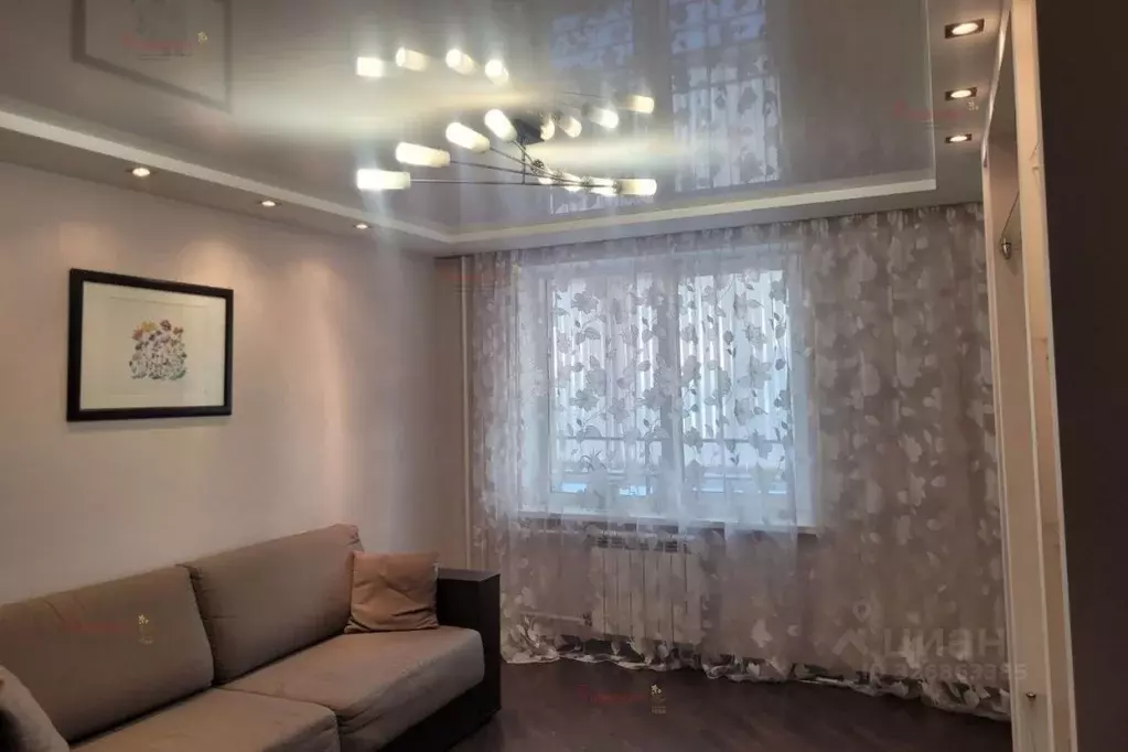 1-к кв. Свердловская область, Екатеринбург ул. Рощинская, 50 (47.0 м) - Фото 2