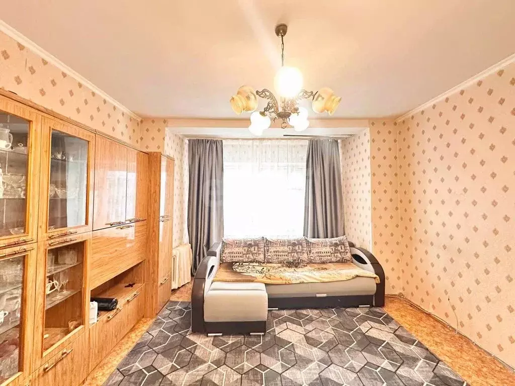 3-к кв. Ямало-Ненецкий АО, Новый Уренгой Юбилейный мкр, 2/2 (76.9 м) - Фото 1