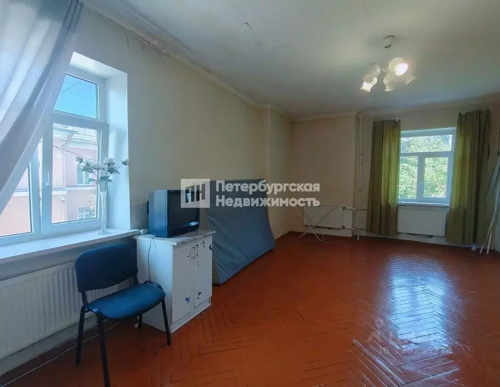 Комната Санкт-Петербург Оборонная ул., 29 (27.9 м) - Фото 1