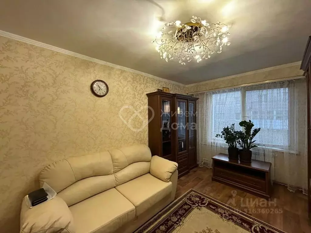 1-к кв. Волгоградская область, Волгоград Владимирская ул., 52 (35.6 м) - Фото 1